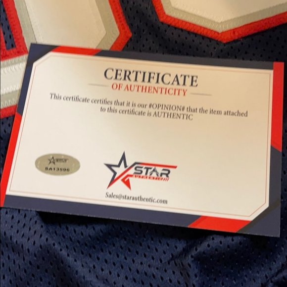 Walter Payton autographed 8x10 photo - Picture 2 of 2